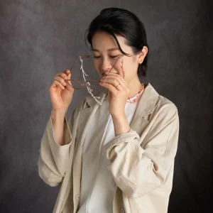 ししゅうつなぎグラスコード